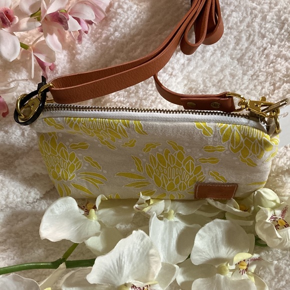JANA🌼LAM HAWAII💕 - Picture 4 of 11